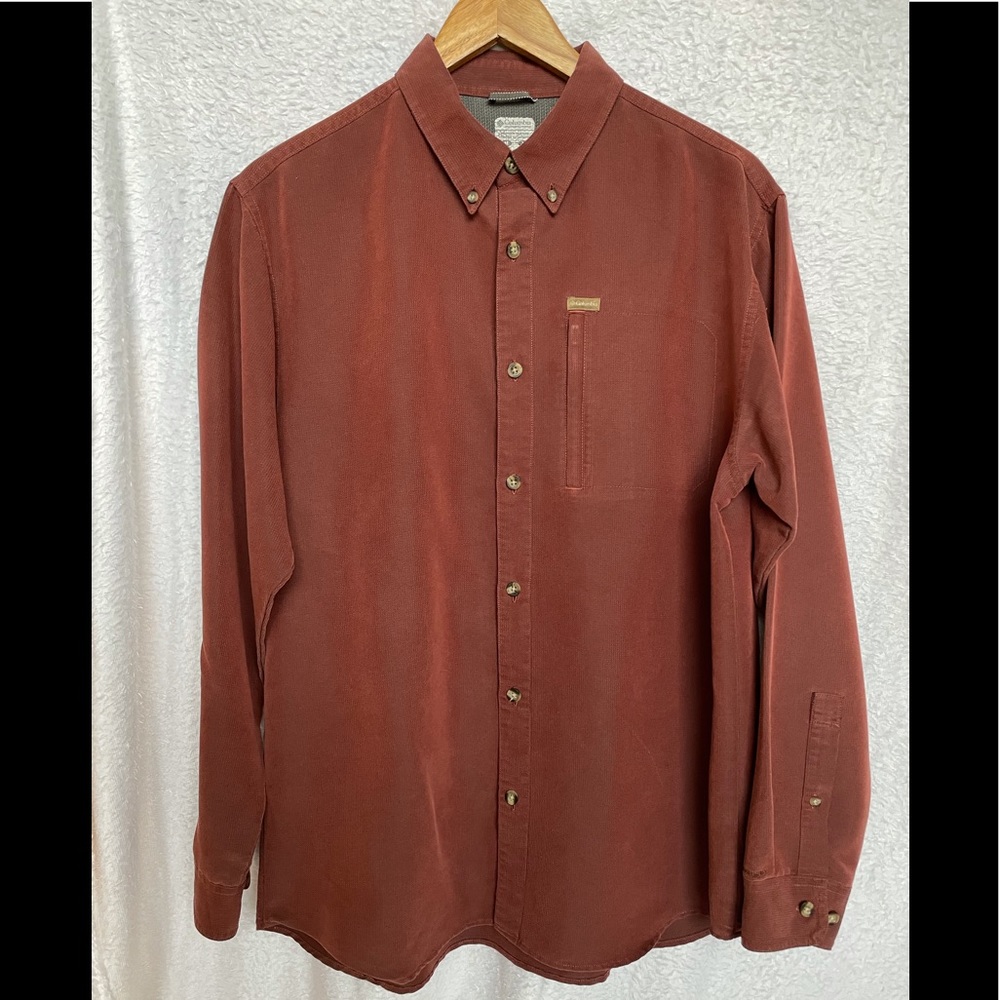 Columbia Sportswear Co. Shirt Men’s Button Down SIze Med RustyBrown Great Shape